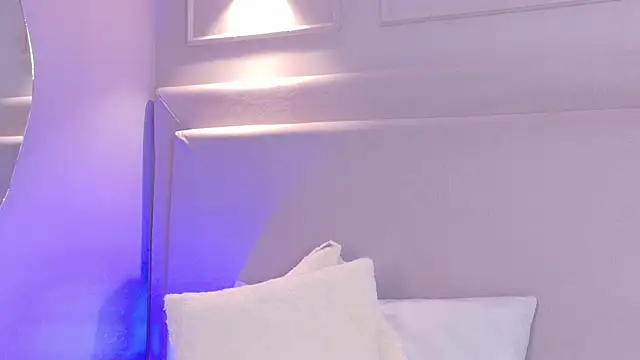 Chat +18 de NaomiKlarc ao vivo
