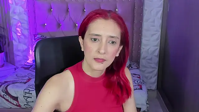 Ruby_Your_Milf: онлайн-секс-чат