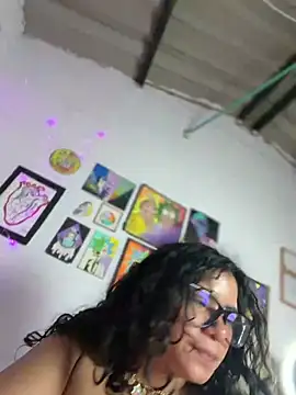 Simone_Millern Live XXX chat