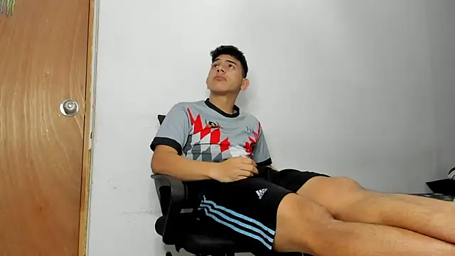 andrew_rose_'s Webcam Show