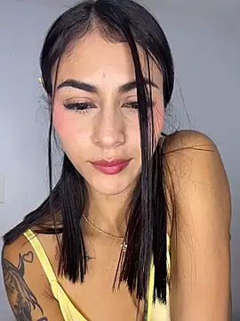 emilie_xx_のライブXXXチャット