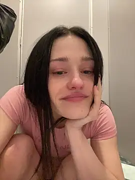 Mia_Mia_M – Kamerová šou