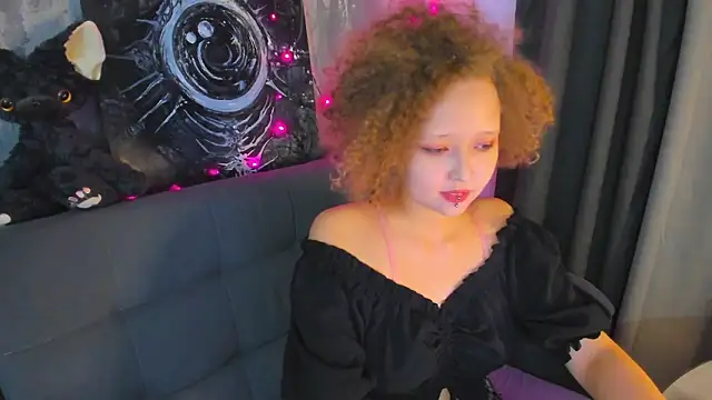 Senya_Sol live XXX chat
