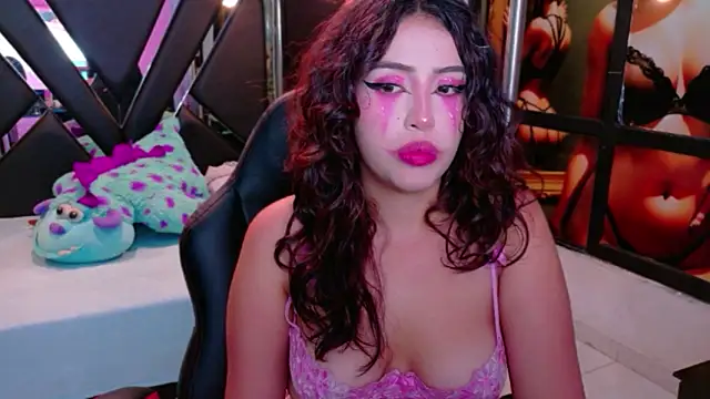 Karim_TheRouse Adlı Modelin Canlı XXX Sohbeti