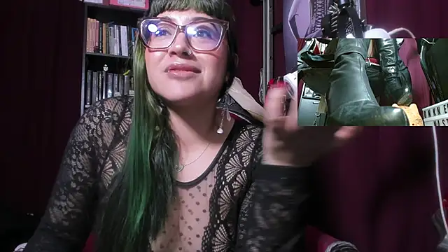 MeGoddesSara's Live XXX Chat
