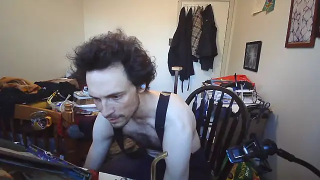 JohnnyMoves webkamerás műsora