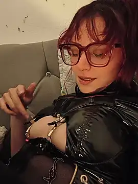 Онлайн чат XXX RedMeloddy