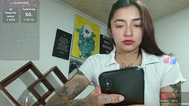 ZoeBakers_ – Naživo XXX chat