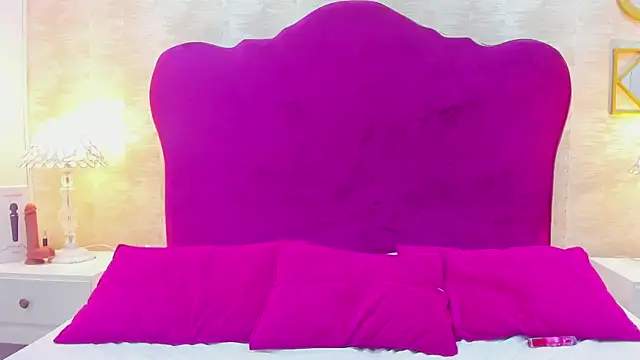 LiahRose_ লাইভ XXX চ্যাট