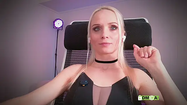 Louise-dance Chat XXX live