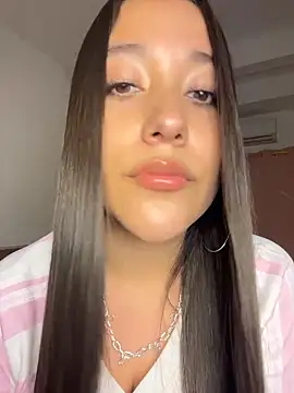 Nhefertary's Live XXX Chat