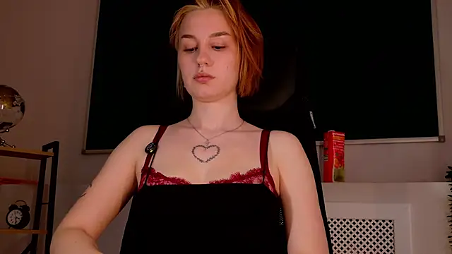 Chat XXX en directo de ClaireMathis