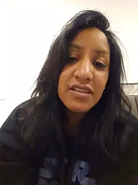 LadyNahir Chat XXX in diretta