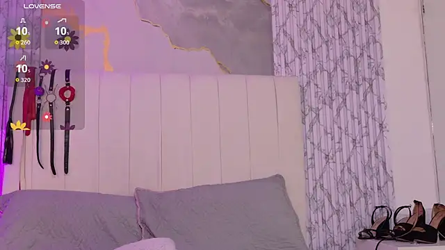 LorenaDuval's Webcam Show