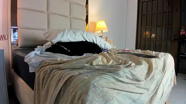 Czat XXX na żywo – Taylor_Royal_