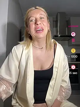 Kittie_Valentine 라이브 XXX 채팅