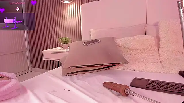 Онлайн чат XXX annie_clarkson