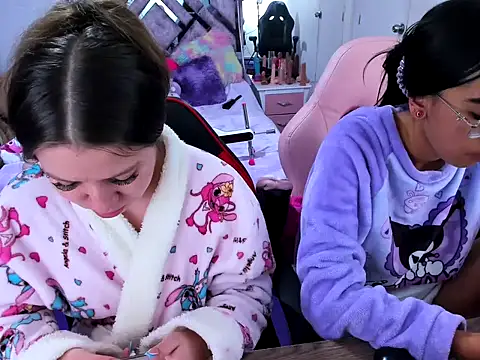 Вебкам-шоу naomi_johnson