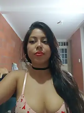leah_passion 现场XXX聊天