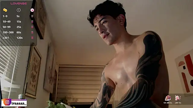 ivaaaan_ Show in webcam