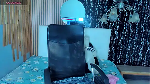 MarianaGalviz_'s Live XXX Chat