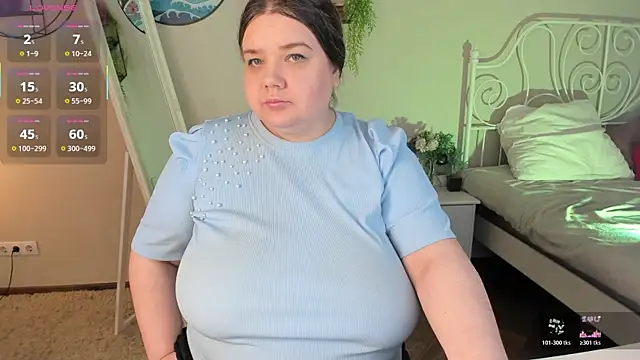 Онлайн чат XXX PlumPie