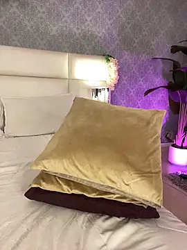 Celeste_Amber Chat XXX in diretta