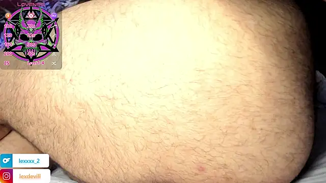 Lexxxxx_ Show in webcam