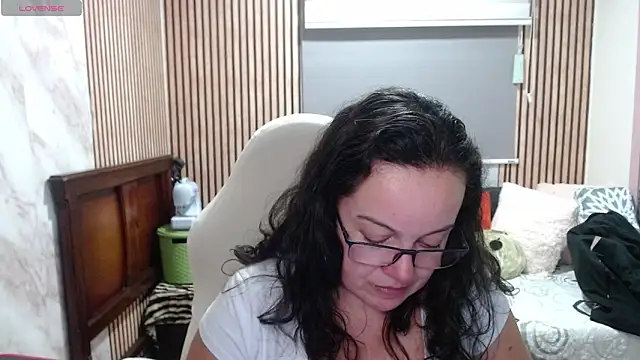 Chat XXX en directo de Sonialorens_