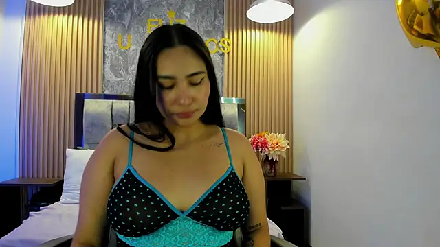 دردشة Sulay_Kim الجنسية المباشرة