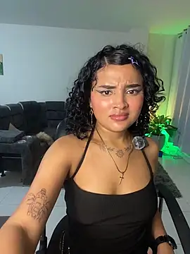 XXX chat uživo modela ladulcemary_