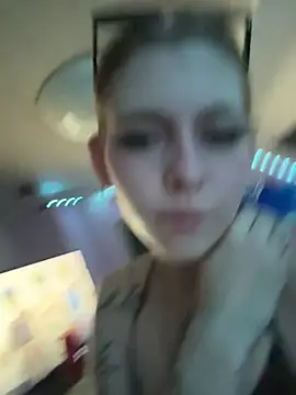 Lina-420 Webcam-Show