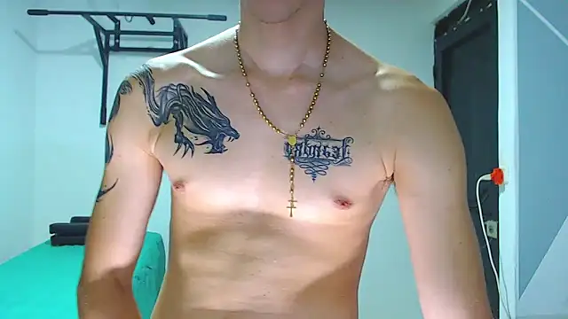 ADAM_HOT webcam show