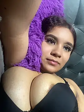 KITTY914 – Naživo XXX chat