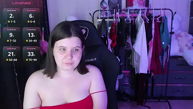 AmyVibess' Live XXX Chat