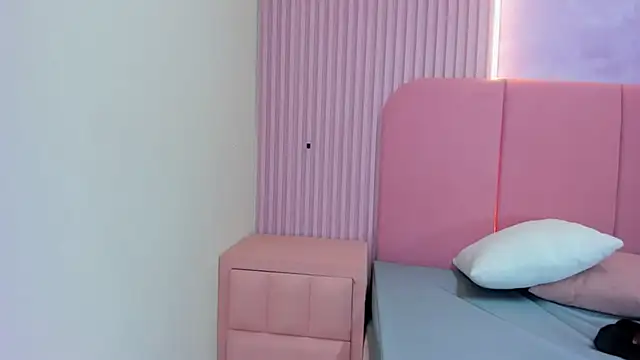 ScarletAura26 – Naživo XXX chat