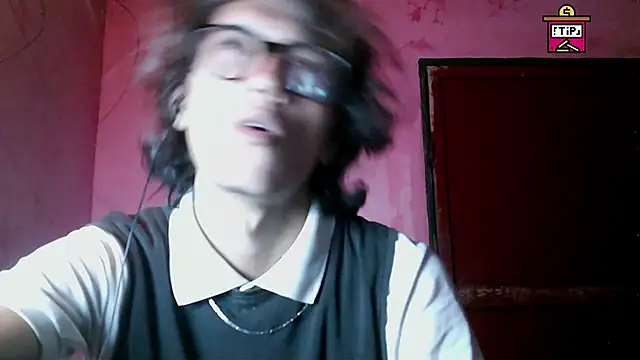 Show modela cherryuwu na web-kameri