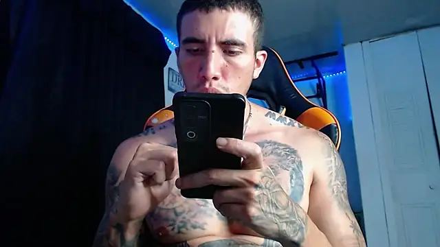 Show Webcam de Adam_Hudsond