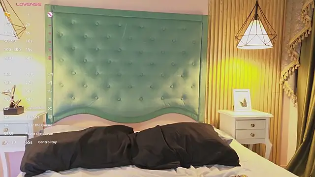 Valerykingsleyy webcam show