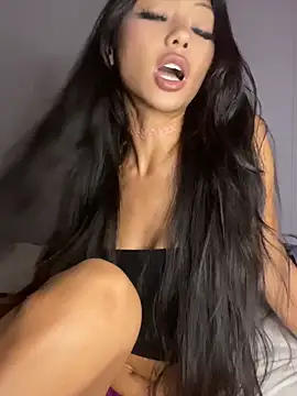 Chat +18 de RinaErota ao vivo