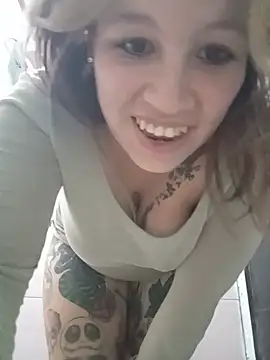 Tikitavi25 웹캠 쇼