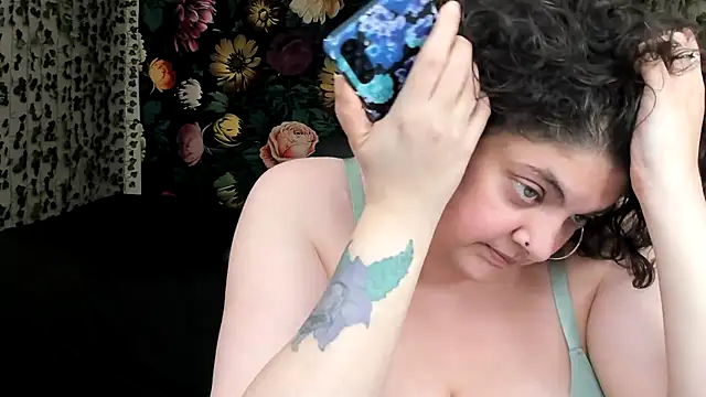 Exxxotic_Melons Adlı Modelin Canlı XXX Sohbeti