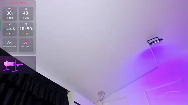 XXX chat uživo modela bigboobs_violeta
