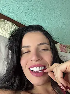 Show de Rafaellaz na webcam