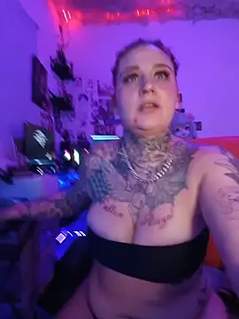 Czat XXX na żywo – blazed_vixen