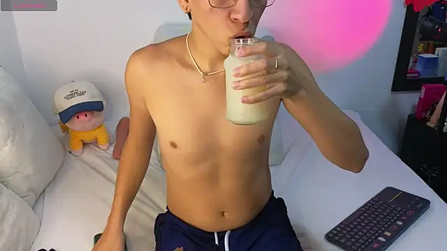 milky__boy_ 在線直播表演