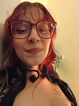 RedMeloddy live XXX chat