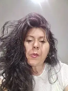 lunadicty Adlı Modelin Canlı XXX Sohbeti