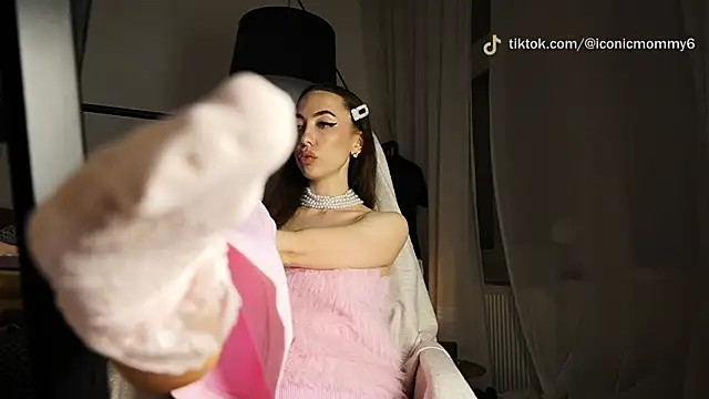 supreme_dominatrix Live XXX-Chat