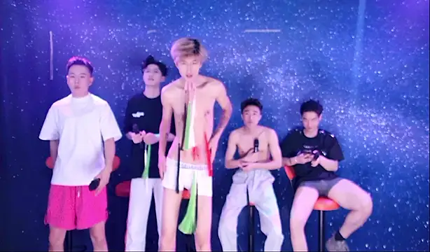 Mode-001 Live XXX Chat